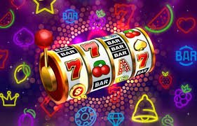 Tampilan tampak halaman utama rakyat4d dengan berbagai kategori betting dan casino yang mudah diakses dari ponsel